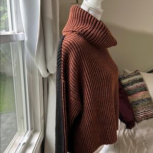 Topshop Cowl Neck Two-Tone Sweater with Ribbed Texture 4/6